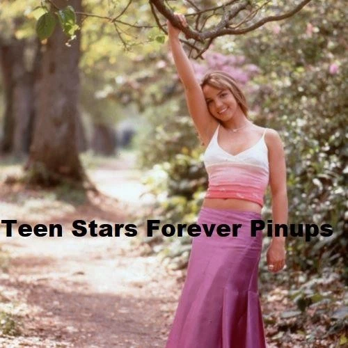 Britney Spears 4×6 or 8x10 Photo vintage picture young nature pop singer dancer tree pix