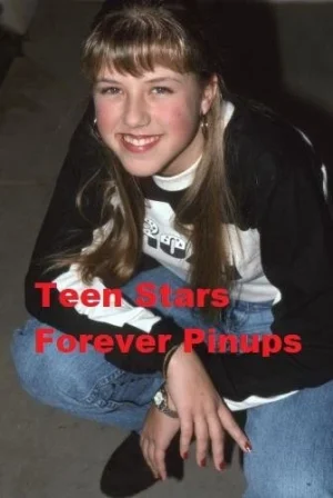Jodie Sweetin Photo vintage picture Full House squat 90s child star pix rare