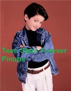 Elijah Wood 4×6 or 8x10 Photo vintage picture Huck Finn 90's young boy jean shirt modeling pix