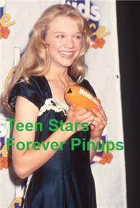 Ariana Richards 4×6 or 8x10 Photo vintage picture Kids Choice Award 90's Jurassic Park
