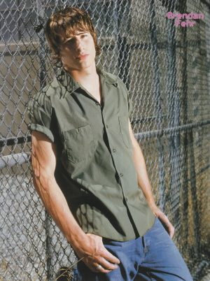 Brendan Fehr Shiri Appleby teen magazine pinup clipping Roswell Barefoot Japan