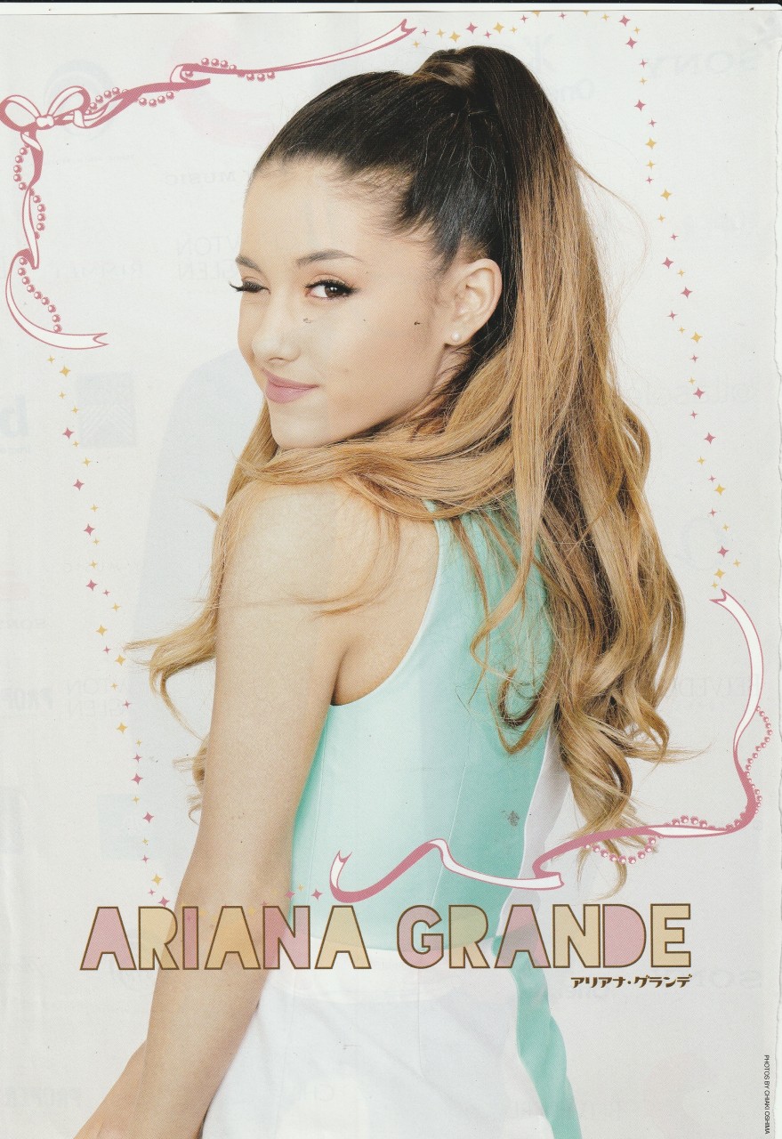 Ariana Grande lips dress hot