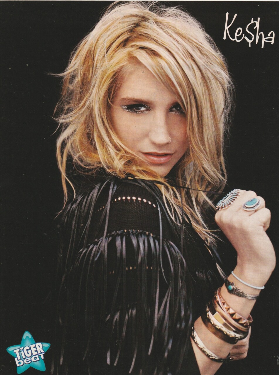 Kesha teen magazine pinup clipping ring Tiger Beat Vintage Pix Singer Rare