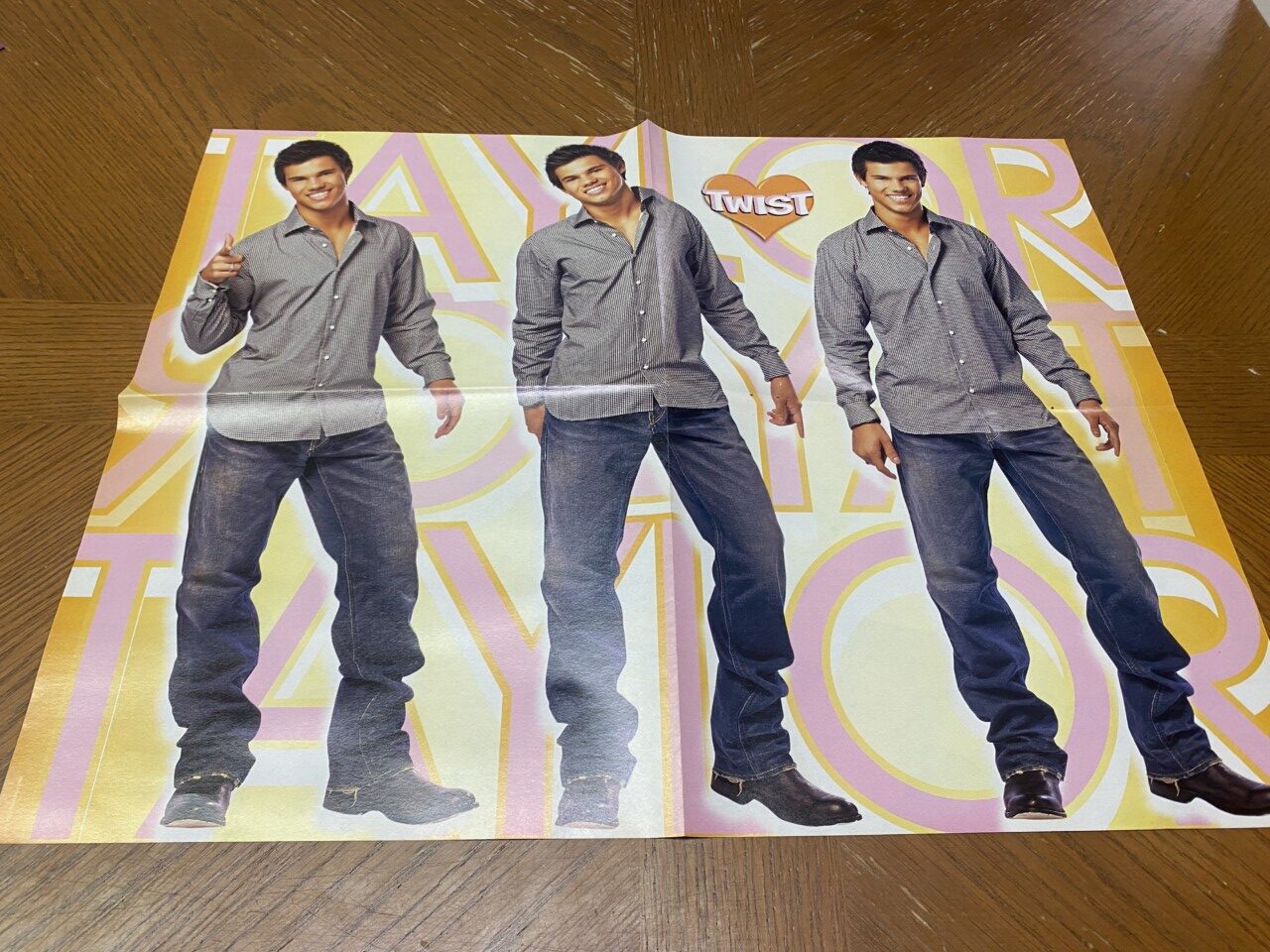 Taylor Lautner Robert Pattinson magazine poster clipping Twilght modeling Twist