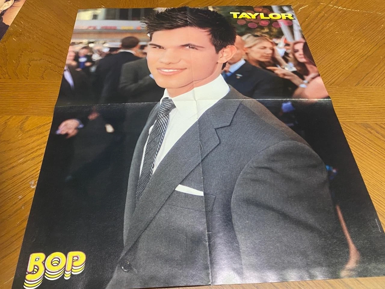 Miley Cyrus Taylor Lautner teen magazine poster clipping jean shirt Bop young - Image 2