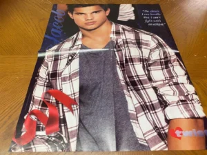 Taylor Lautner Pretty Little Liars magazine poster clipping Twilght Lips ABC