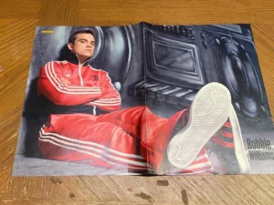 Robbie Williams Take That Shanadoo teen magazine poster clipping sporty Bravo