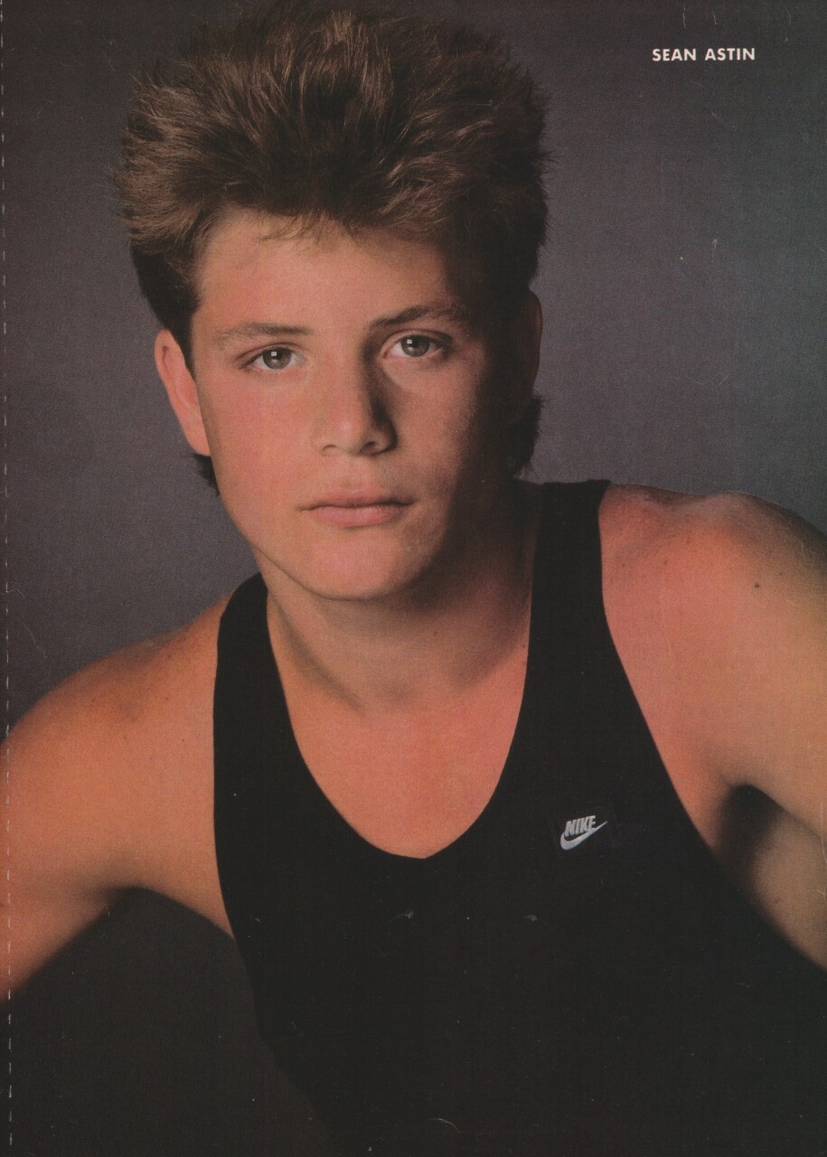 Sean Astin teen pinup clipping Tiger Beat magazine young Pix Goonies muscles
