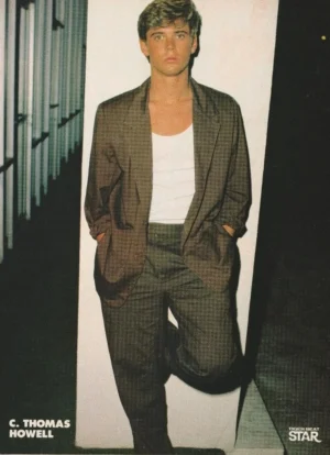 Tom Howell Tommy Howell teen pinup clipping vintage brown pants Star mag Rare