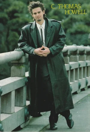Tom Howell Thomas Howell teen magazine pinup clipping bridge Japan Pix young