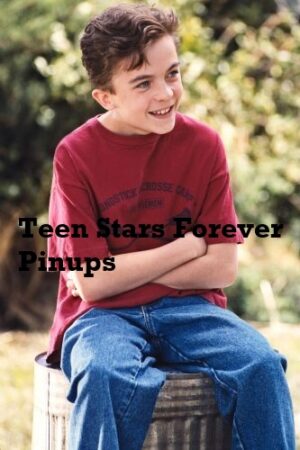 Frankie Muniz 4×6 or 8x10 vintage photo red shirt jeans young modeling Pix