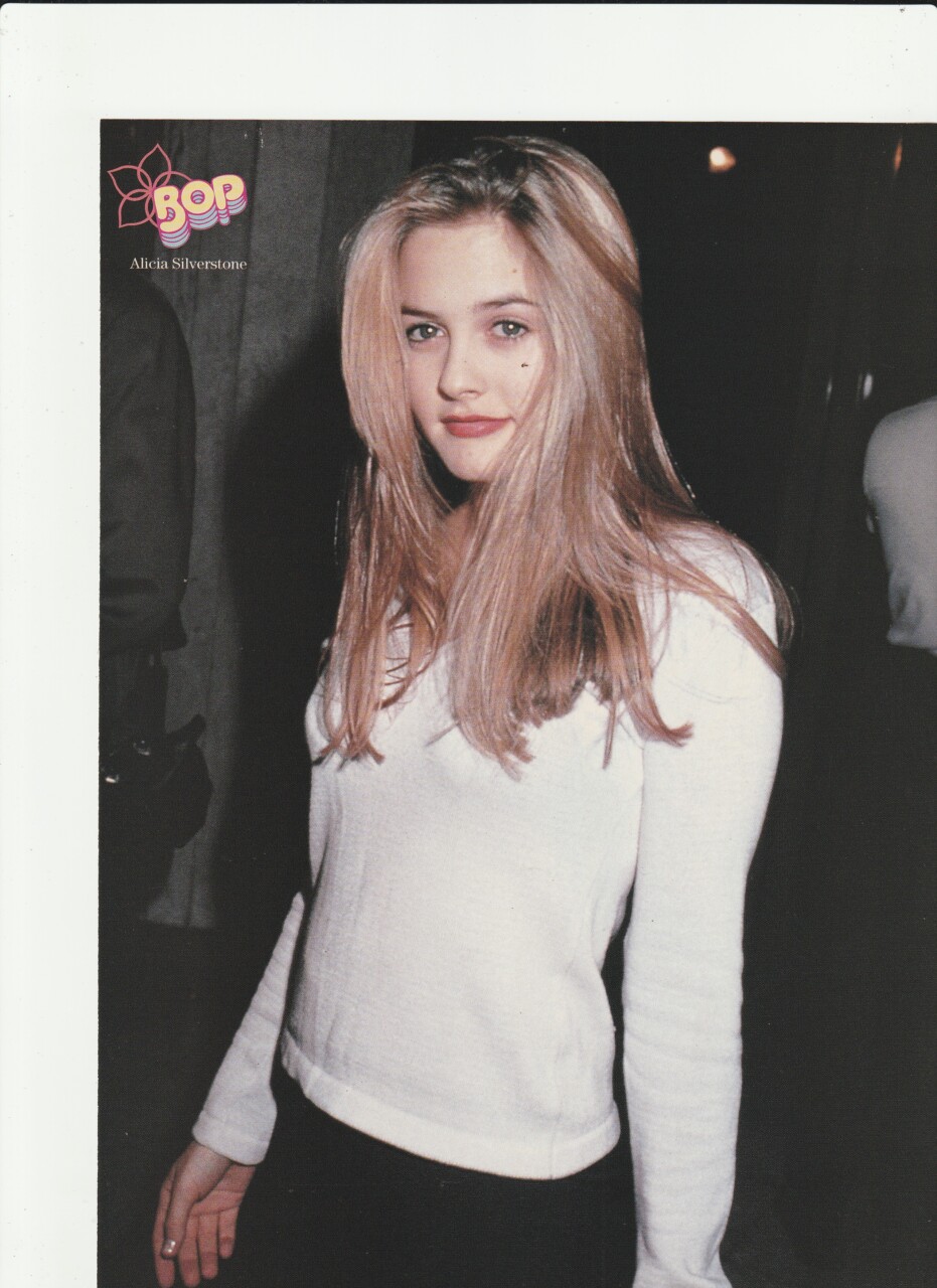 Tiffani Amber Thiessen Alicia Silverstone teen magazine pinup clipping necklace Bop 90's - Image 2