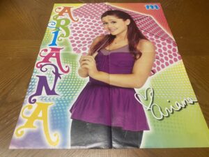 Justin Bieber Ariana Grande teen magazine poster clipping M Umbrella teen idols