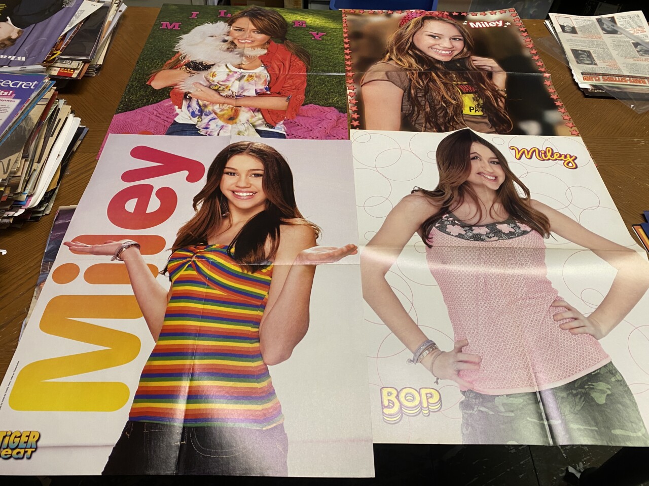 Miley Cyrus teen magazine pinup poster clippings lot Hannah Montanna Huge - Image 8