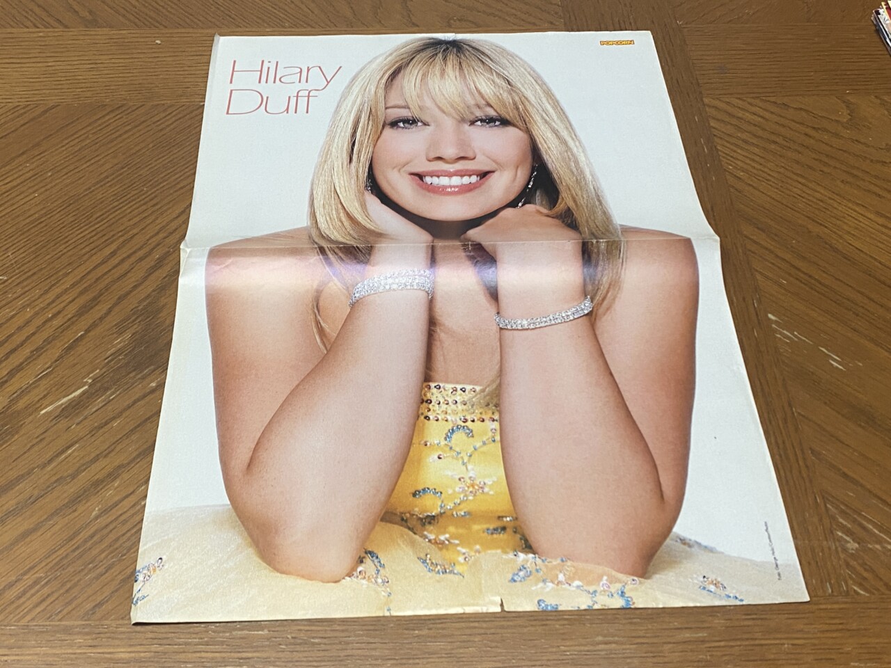 Hilary Duff teen magazine poster clipping teen idols yellow dress Popcorn mag