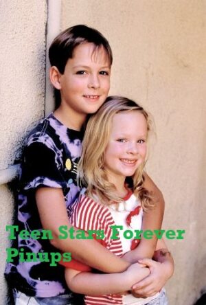 Max Eliott Slade Thora Birch 4×6 or 8x10 vintage photo picture Parenthood hug pix