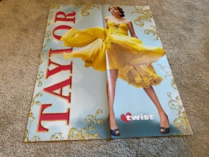 Justin Bieber Taylor Swift teen magazine poster clipping yellow dress Twist Rare