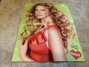 Robert Pattinson Kristen Stewart Taylor Swift teen magazine poster clipping tree